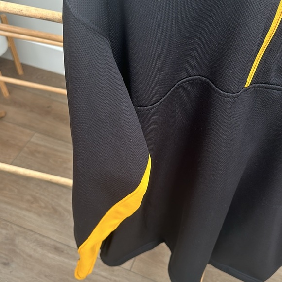 Pittsburgh Penguins quaterzip - Picture 6 of 7